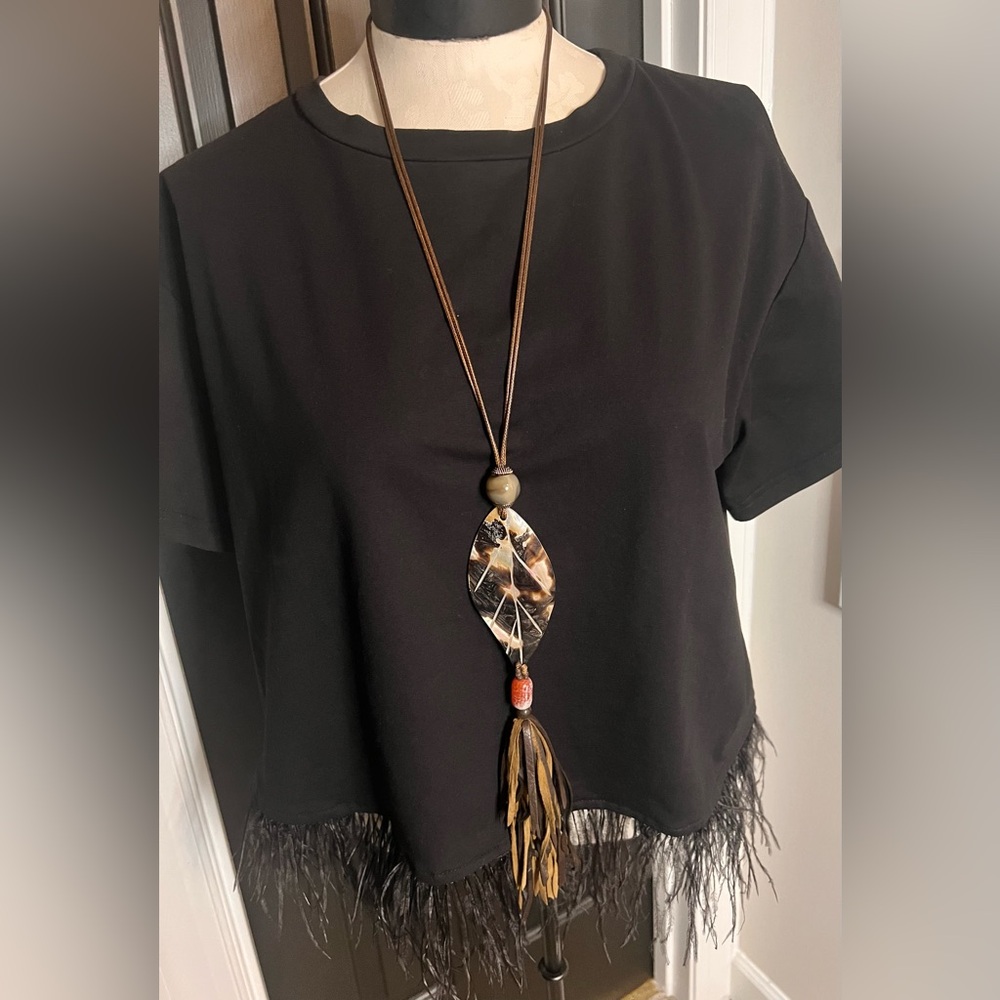 Brown and Tan Pendant Necklace